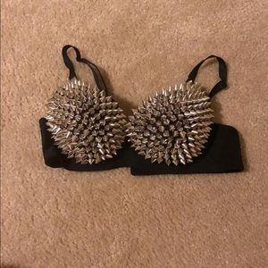 🖤🖤SOLD🖤🖤Spiked bra
